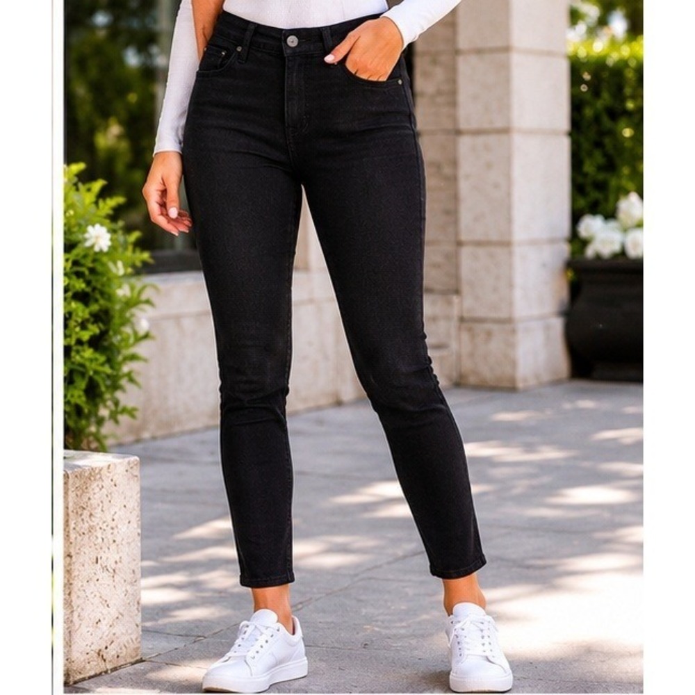 AG Farrah Skinny Ankle Contour360 Black Jeans 27R